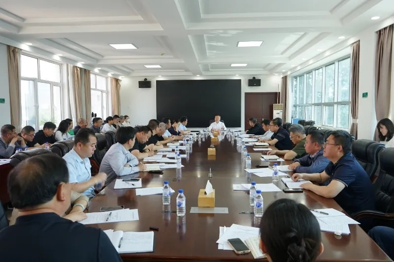 市水利局召开深入贯彻中央八项规定精神学习教育警示教育会