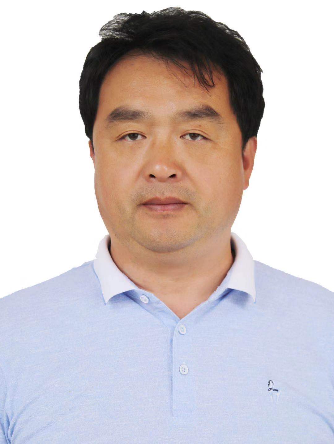 赤峰市水利局党组成员、副局长 窦晓山.jpg